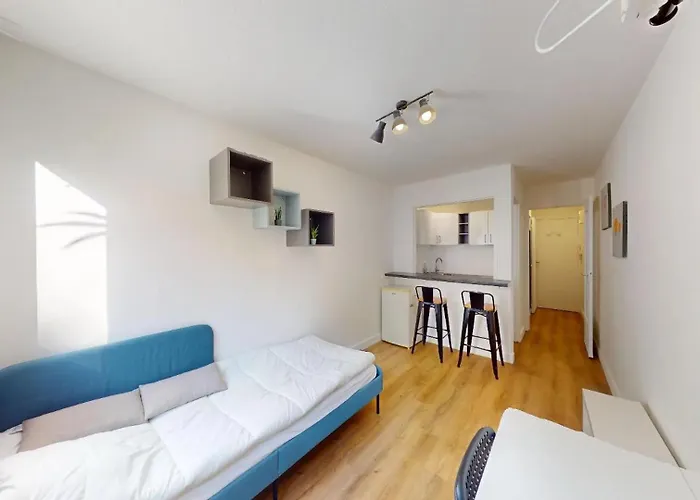 Nice Appartement For 2 Adults With Portable Air Conditioner